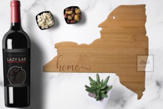 Custom New York Charcuterie Board 🗽🍷 🧀

💵 $35.00
📏 Approximately 12 x 13.25 x .75 " (including handle)
🇺🇸 Ships from Iowa
👩🏽‍💻 https://etsy.me/2Z5E8Zf - we’re adding more states every week!

•
•

#charcuterie #charcuterieboard #cheeseboard #cheese #food #foodie #grazingboard #wine #instafood #cheeseplatter #cheeseplate  #grazingbox #smallbusiness #supportlocal #shoplocal #handmade #woodworking  #meatandcheese #mamacanwine #wineaboutit #winelover #winetasting #winetime #winery #winelovers #winestagram #wineoclock #travelingvineyard #wineguidelife #winetastingparty
